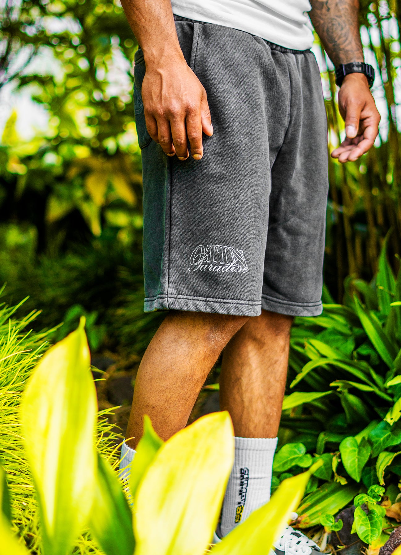 Paradise 2.0 Short